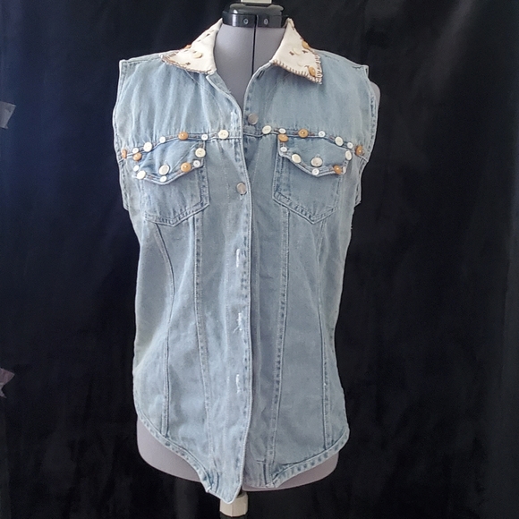 Vintage Denim sleeveless decorated buttonscJacket - Picture 1 of 7